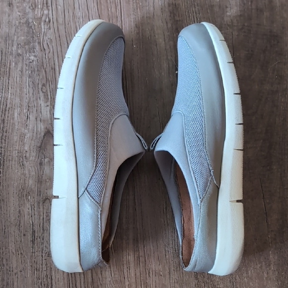 SoftWalk Light Gray Slip-On Shoes Women's 10 - Picture 4 of 6